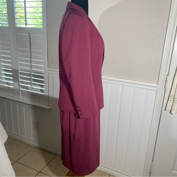 Alfred Dunner vintage business suit skirt and blazer jacket - Picture 4 of 13